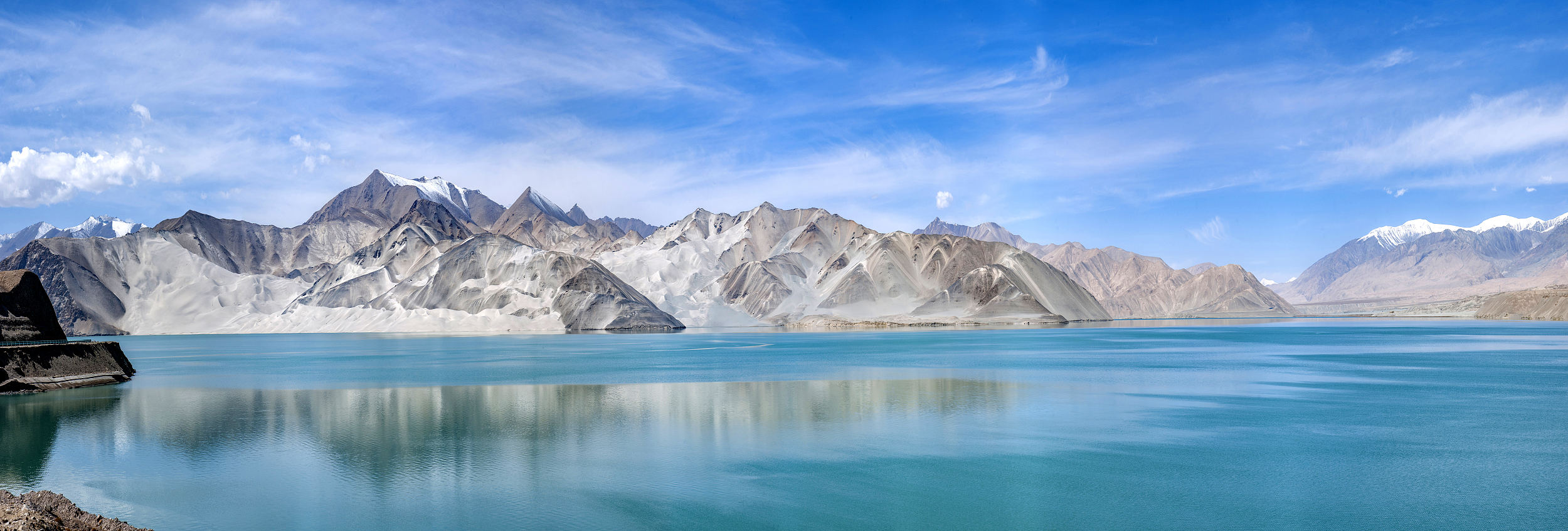 白沙山白沙湖